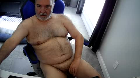 Snapshot of hairbear63 chatting on July 12, 2026, 10:01 pm HairBear63 online show from July 12, 2026, 10:01 pm