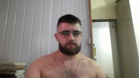 Snapshot of hairy_man_69_ chatting on December 29, 2024, 2:27 am horny online show from December 29, 2024, 2:27 am