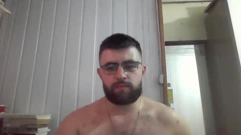 Snapshot of hairy_man_69_ chatting on January 3, 2025, 12:00 am horny online show from January 3, 2025, 12:00 am