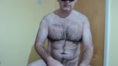 Snapshot of hairyape1 chatting on November 30, 2025, 7:45 am Hairy male online show from November 30, 2025, 7:45 am