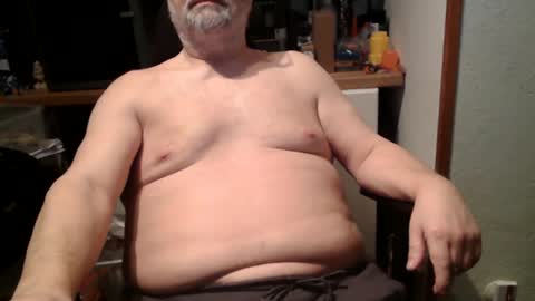 Snapshot of hairyarmpit_lover_1970 chatting on February 17, 2026, 7:16 am hairyarmpit_lover_1970 online show from February 17, 2026, 7:16 am