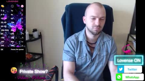 Snapshot of hairyass25yo chatting on June 7, 2026, 4:05 am Puppy3 StockyDaddiesmusclebearsbeefybigmans online show from June 7, 2026, 4:05 am
