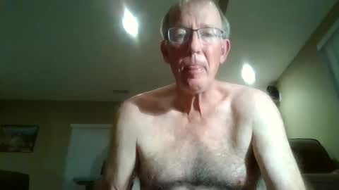 Snapshot of hairybater26 chatting on February 10, 2025, 5:03 am Harry online show from February 10, 2025, 5:03 am