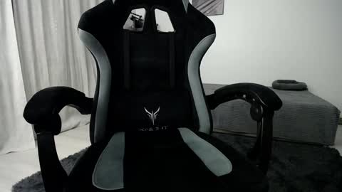 Adam online show from December 18, 2024, 10:24 pm