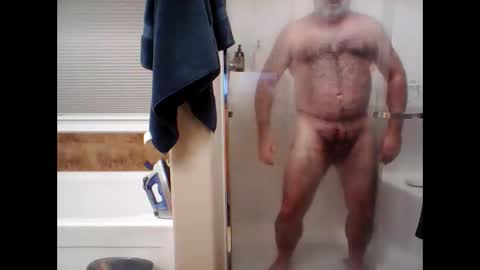 hairydaddreams online show from November 13, 2025, 2:21 am
