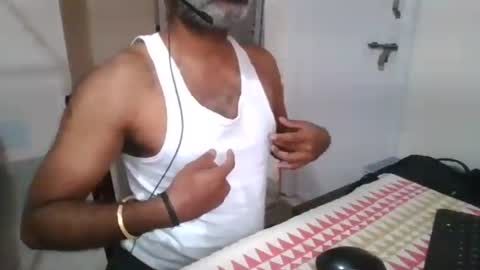 Snapshot of hairydarky chatting on December 3, 2025, 6:43 am Pratap online show from December 3, 2025, 6:43 am