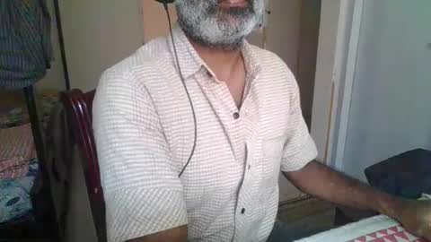 Snapshot of hairydarky chatting on December 19, 2025, 6:42 am Pratap online show from December 19, 2025, 6:42 am