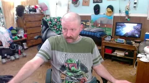Snapshot of hairyoldperv chatting on June 9, 2026, 12:11 am Justin online show from June 9, 2026, 12:11 am