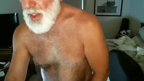 Snapshot of hairypecsguy chatting on June 21, 2026, 6:54 pm Hairy pecs online show from June 21, 2026, 6:54 pm