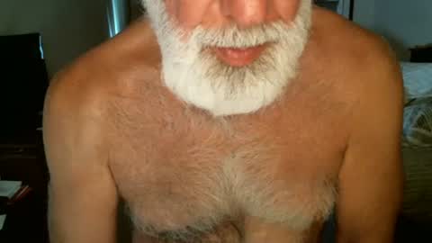 Snapshot of hairypecsguy chatting on June 25, 2026, 10:14 pm Hairy pecs online show from June 25, 2026, 10:14 pm