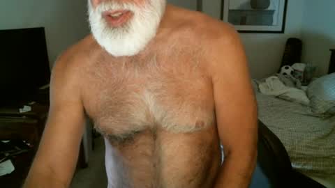 Snapshot of hairypecsguy chatting on July 3, 2026, 6:31 am Hairy pecs online show from July 3, 2026, 6:31 am