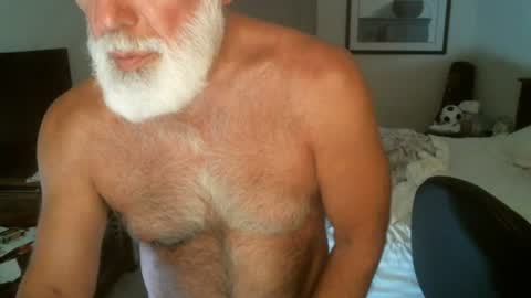 Snapshot of hairypecsguy chatting on July 6, 2026, 3:25 am Hairy pecs online show from July 6, 2026, 3:25 am