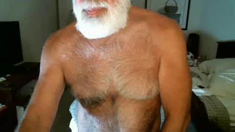 Snapshot of hairypecsguy chatting on July 13, 2026, 9:12 am Hairy pecs online show from July 13, 2026, 9:12 am