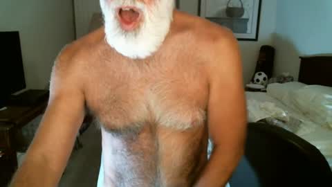 Snapshot of hairypecsguy chatting on July 19, 2026, 12:20 pm Hairy pecs online show from July 19, 2026, 12:20 pm