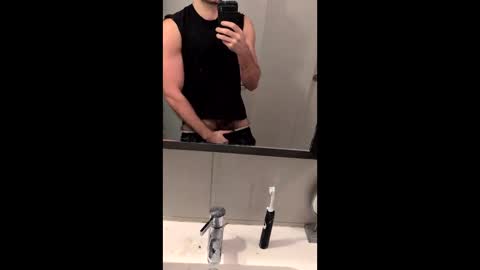 Snapshot of hairytwunk00 chatting on December 18, 2025, 9:54 pm hairytwunk00 online show from December 18, 2025, 9:54 pm