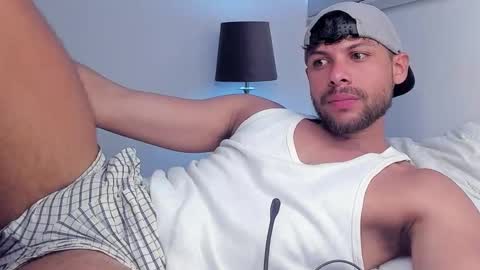 Independent       model  online show from March 16, 2026, 8:46 pm