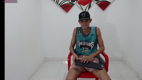 Snapshot of halan_demon chatting on December 15, 2024, 7:57 am halan_demon online show from December 15, 2024, 7:57 am