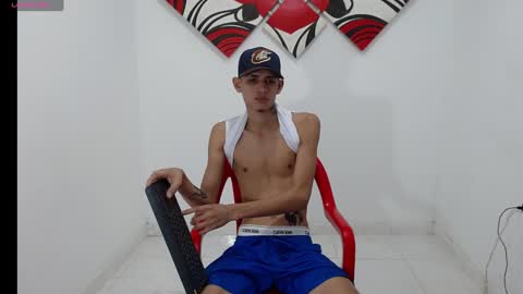 Snapshot of halan_demon chatting on December 16, 2024, 8:20 am halan_demon online show from December 16, 2024, 8:20 am