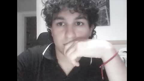 Snapshot of halfblood18 chatting on December 12, 2024, 2:15 am halfblood18 online show from December 12, 2024, 2:15 am