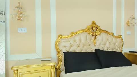 Hallie Stone online show from February 7, 2026, 1:48 pm