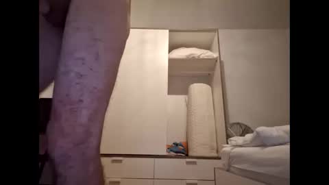 hamburgcock86 online show from September 30, 2025, 2:38 am