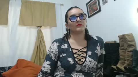 hammer9247 online show from September 20, 2025, 6:09 pm