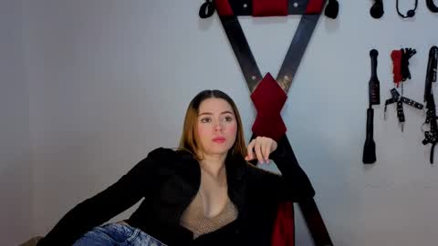 Snapshot of hana_and_zeta2 chatting on May 22, 2026, 12:55 pm Hana and Zeta online show from May 22, 2026, 12:55 pm
