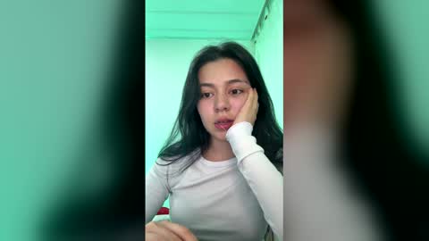 Snapshot of hana_garcia chatting on May 17, 2026, 2:09 am Hana Garcia online show from May 17, 2026, 2:09 am