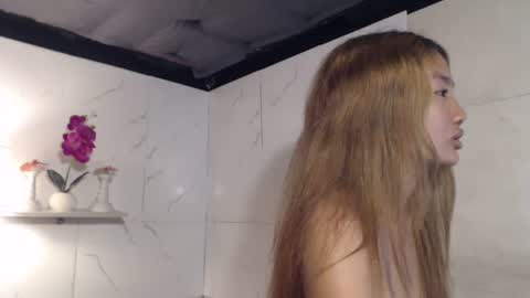 hana_soojin online show from March 9, 2026, 9:52 pm