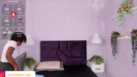 Snapshot of hanaahquinn chatting on October 13, 2025, 11:43 am hanaahquinn online show from October 13, 2025, 11:43 am