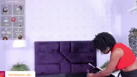 Snapshot of hanaahquinn chatting on October 23, 2025, 11:42 am hanaahquinn online show from October 23, 2025, 11:42 am