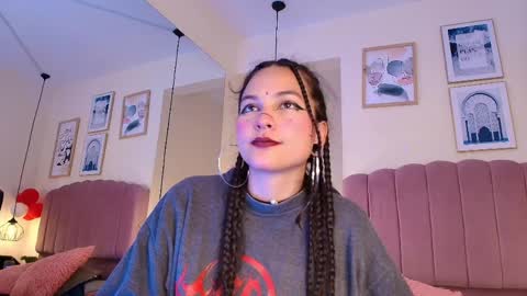 Snapshot of hanabie_ chatting on April 7, 2026, 3:07 am hanabie_ online show from April 7, 2026, 3:07 am