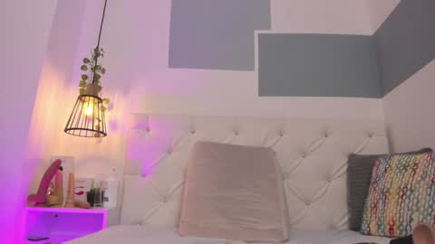 Snapshot of hanah_gray chatting on January 17, 2025, 5:19 pm hanah_gray online show from January 17, 2025, 5:19 pm