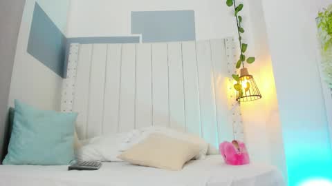 Snapshot of hanah_gray chatting on October 2, 2025, 11:06 am hanah_gray online show from October 2, 2025, 11:06 am