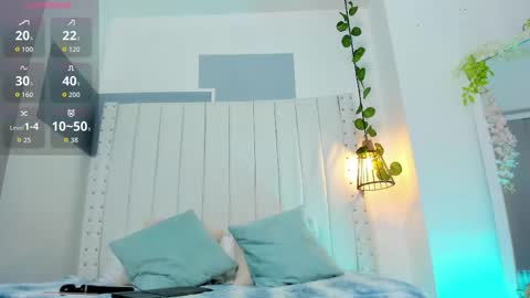 Snapshot of hanah_gray chatting on October 19, 2025, 11:11 am hanah_gray online show from October 19, 2025, 11:11 am