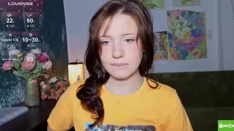 hanahwoods online show from May 4, 2026, 3:02 am