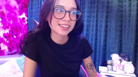 Snapshot of hanaku_8 chatting on January 13, 2025, 2:32 pm Hanaku online show from January 13, 2025, 2:32 pm