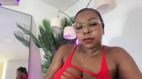 Snapshot of hanarousee chatting on July 5, 2026, 2:13 pm Twtter Onlyfns HanaRousee online show from July 5, 2026, 2:13 pm