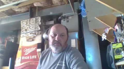 naked man online show from October 5, 2025, 5:11 pm