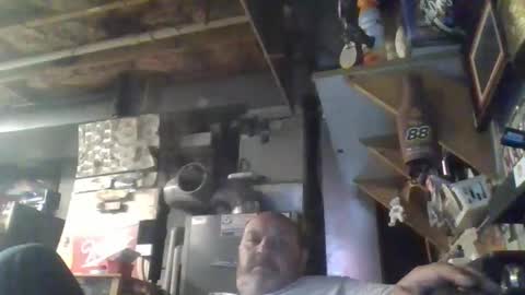 naked man online show from April 28, 2026, 12:09 am