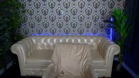 Dayana online show from September 11, 2025, 6:02 am