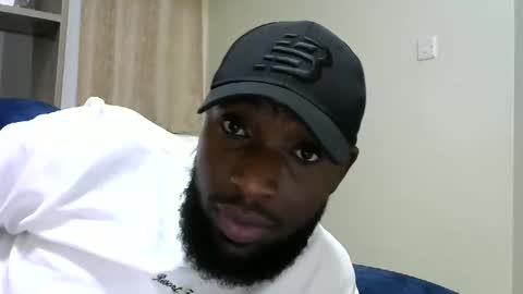 handsome king online show from December 17, 2024, 8:10 pm