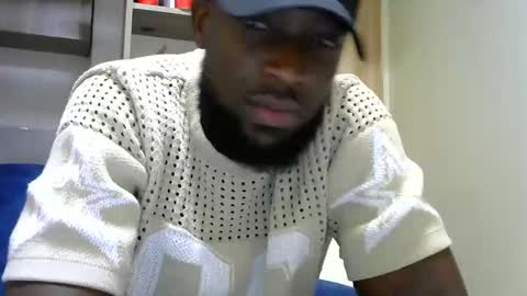 handsome king online show from January 15, 2025, 11:08 pm