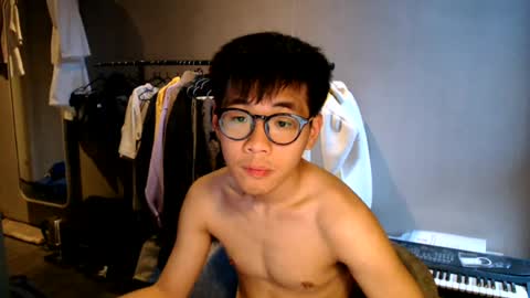 handsome_mannn online show from July 12, 2026, 7:05 pm