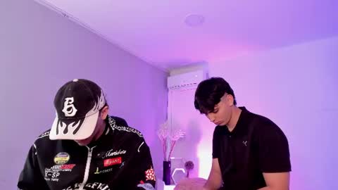 leonardfarrucknick and otis online show from June 20, 2026, 1:03 pm