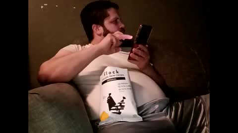 Handsomedaddy198923 online show from February 19, 2026, 7:59 am