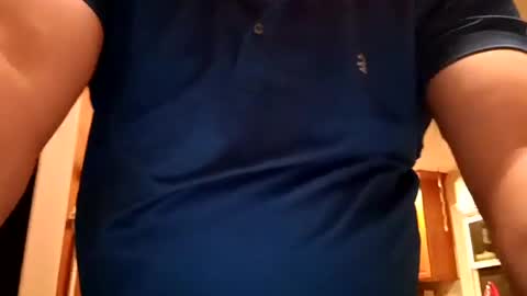 Handsomedaddy198923 online show from June 15, 2026, 5:20 am