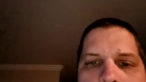 Handsomedaddy198923 online show from June 18, 2026, 6:35 am