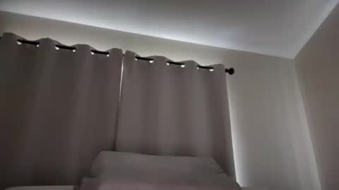 Handsomeone6969 online show from February 16, 2025, 2:09 am