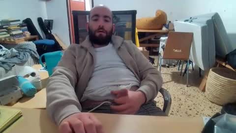 Snapshot of handyboy991 chatting on March 29, 2026, 3:34 pm handyboy991 online show from March 29, 2026, 3:34 pm